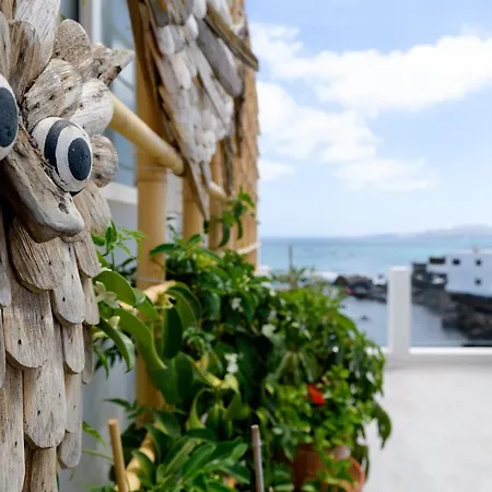 Ocean Pebbles, The Sound Of The Sea * Punta Mujeres