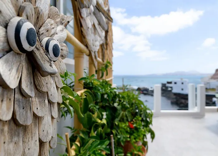 Ocean Pebbles, The Sound Of The Sea * Punta Mujeres