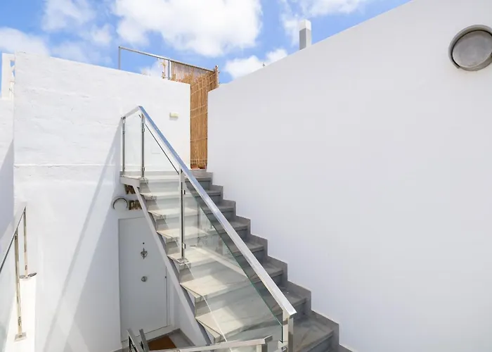 Ocean Pebbles, The Sound Of The Sea * Punta Mujeres